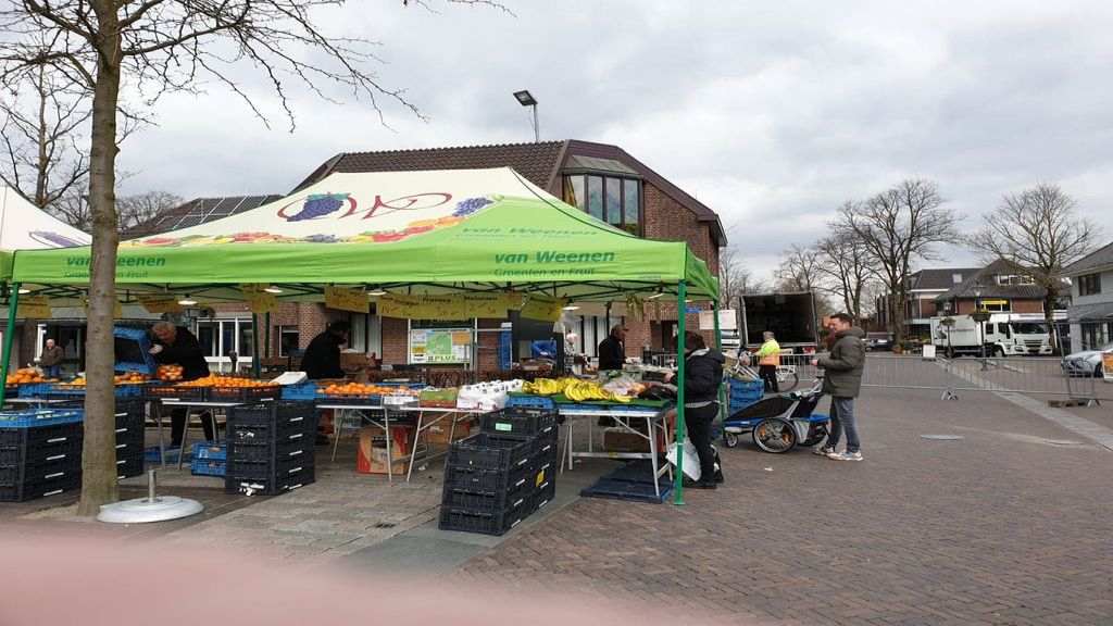 Foto: Weekmarkt weer terug op het marktplein