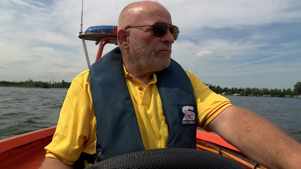 Foto: 'Ik houd soms mijn hart vast', reddingsbrigade pleit voor een verplicht vaarbewijs