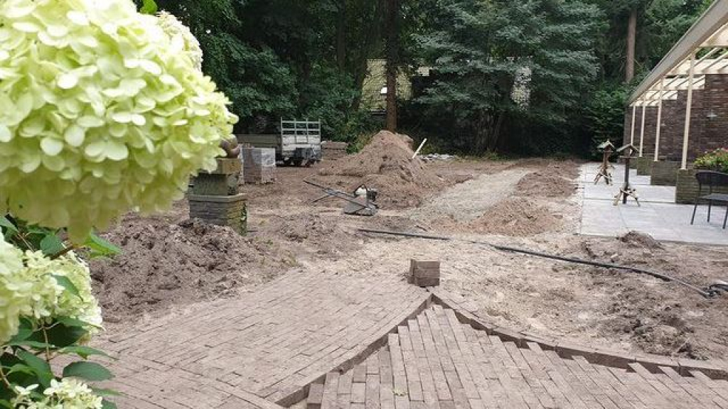 Foto: Hospice geeft mooie invulling aan extra stukje tuin
