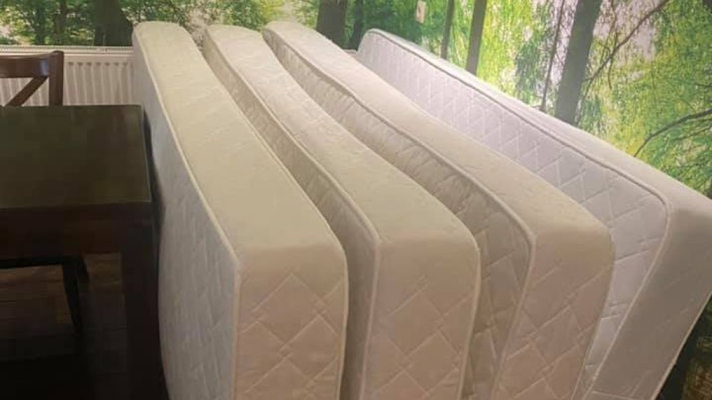 Foto: Dertig hotelmatrassen krijgen nieuw leven in Afrika