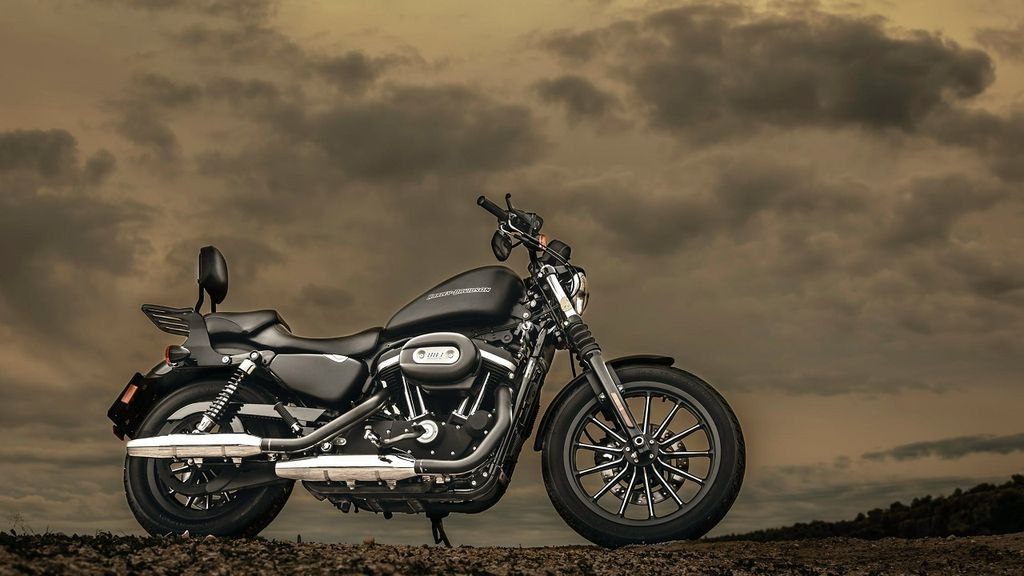 Foto: De voordelige motorverzekering kiezen met Diks