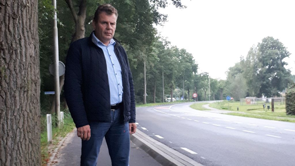 Foto: Zorgen om onveilige situatie aan de Harderwijkerweg in Hulshorst