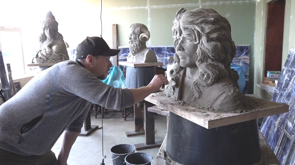 Foto: Russische zandkunstenaars maken artistiek protest tegen oorlog: 