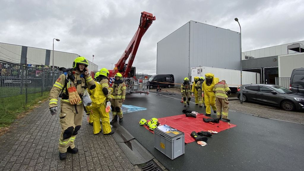 Foto: Man naar ziekenhuis na lekkage ammoniak bij Plukon Nijkerk