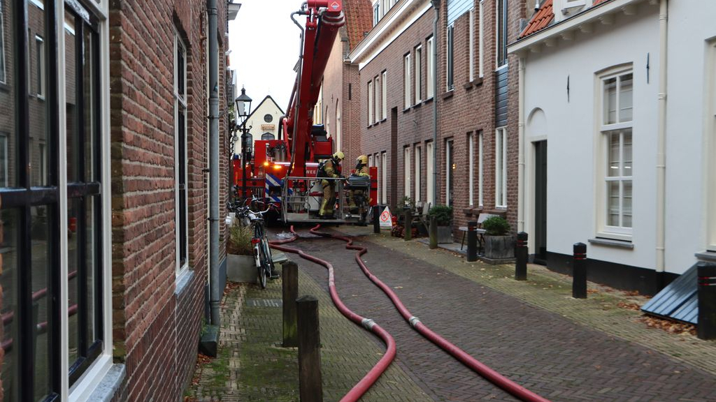 Foto: Woningbrand in het centrum van Harderwijk