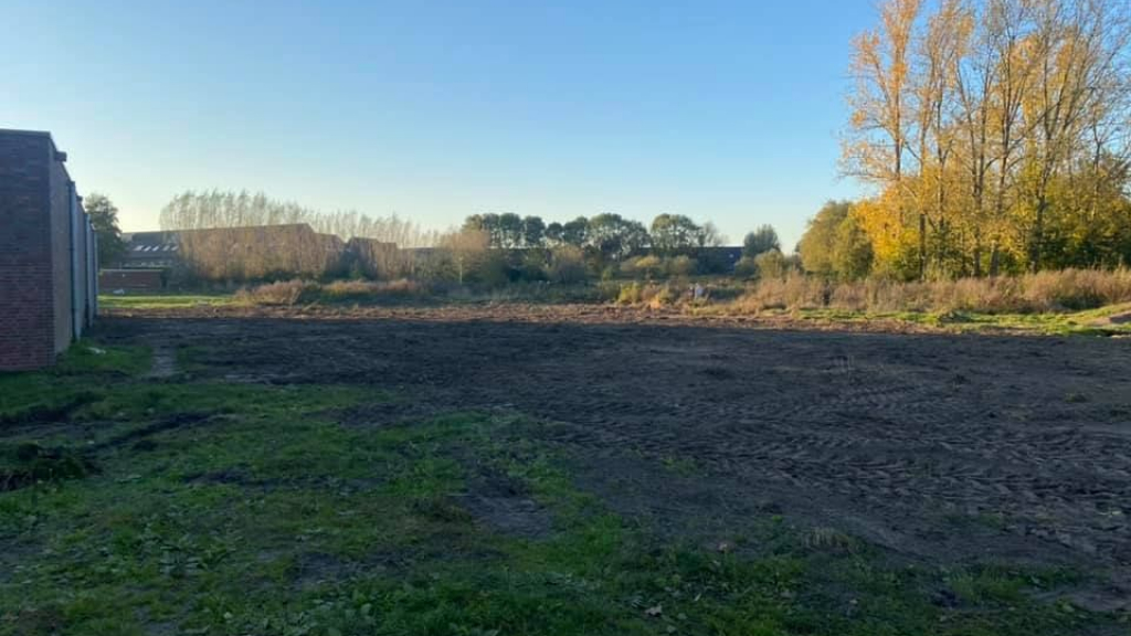 Foto: Gemeente walst crossbaan plat: 'Ik heb huilende kinderen aan de deur gehad'