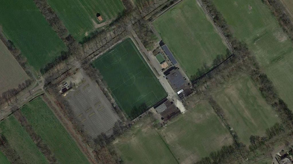 Foto: Gezond verstand: toch geen publiek bij populaire derby Oldebroek en Oosterwolde