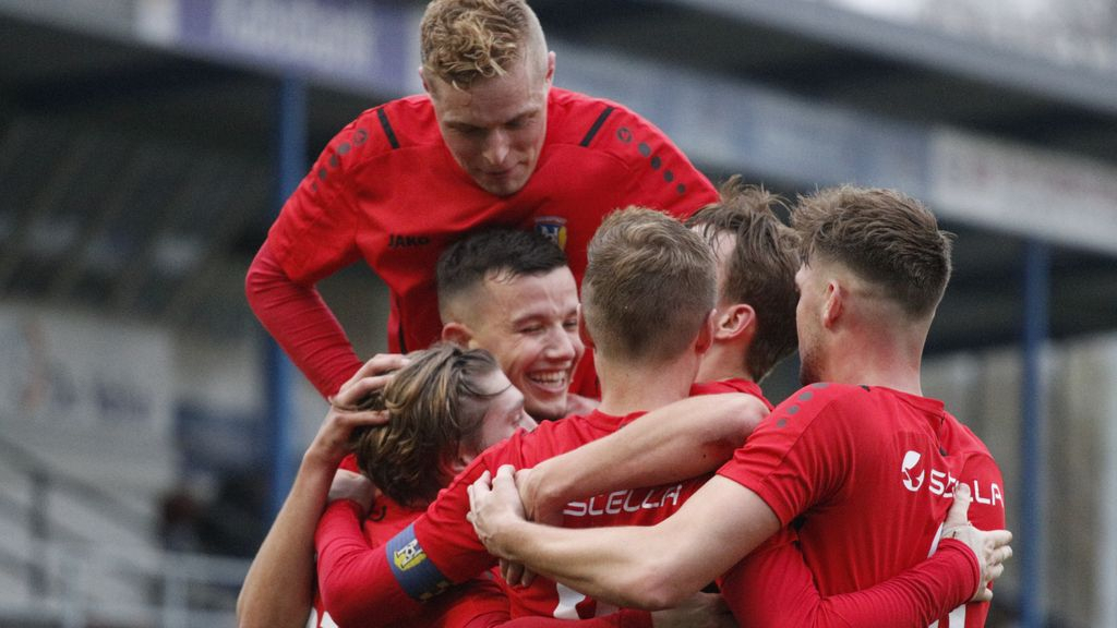 Foto: Nunspeet verzuimt wedstrijd vroegtijdig te beslissen