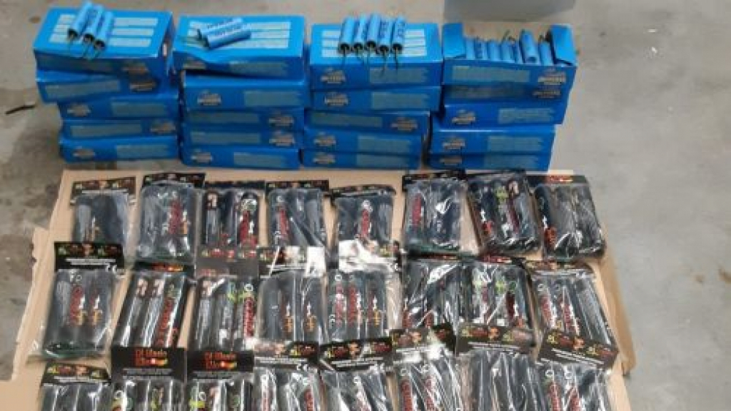 Foto: Flinke hoeveelheid vuurwerk gevonden bij controles in bos- en buitengebied