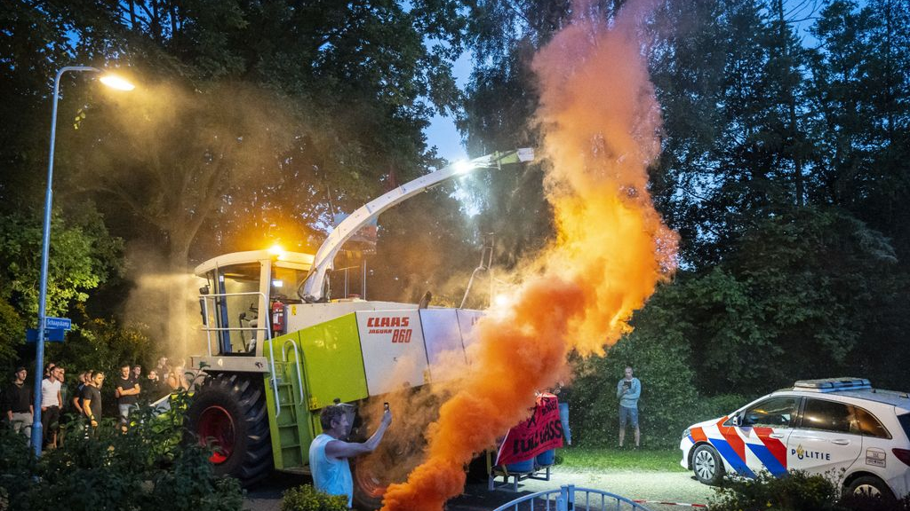 Foto: Twintig aanhoudingen na boerenprotesten • politie is 'voorbereid op drukke dag'