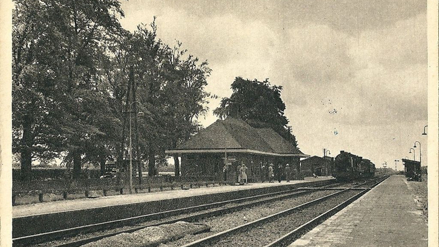 Foto: Putten wil historisch station redden van sloop: 'Het was het laatste dat zij zagen'