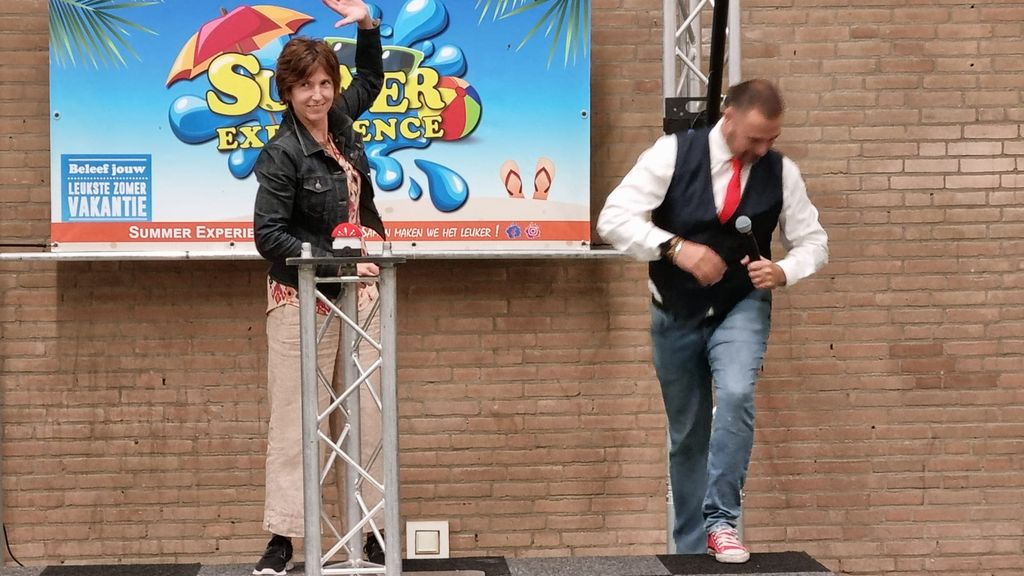 Foto: Met ferme druk op de knop Summer Experience geopend