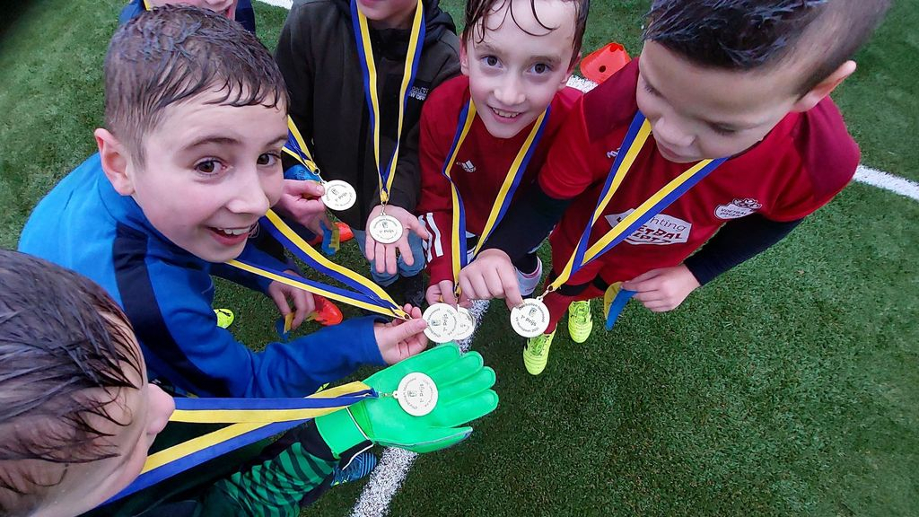 Foto: Oliebollen en gezelligheid bij VV Nunspeet