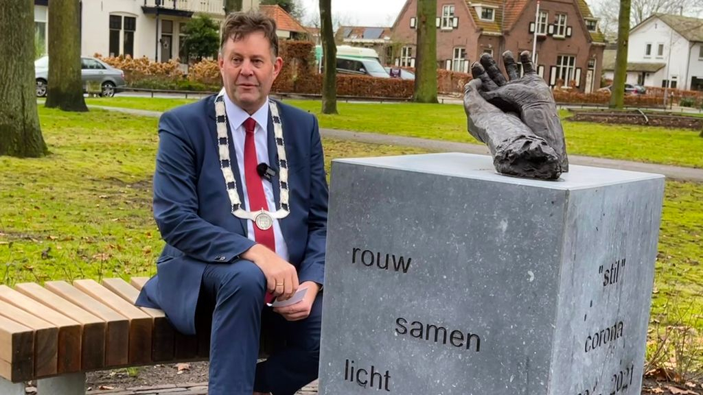 Foto: Van de Weerd in nieuwjaarstoespraak: 