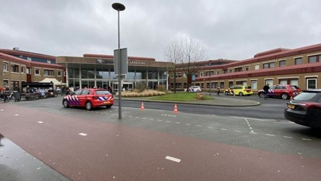 Foto: Noodaggregaten St Jansdal haperden, ziekenhuis stelt onderzoek in