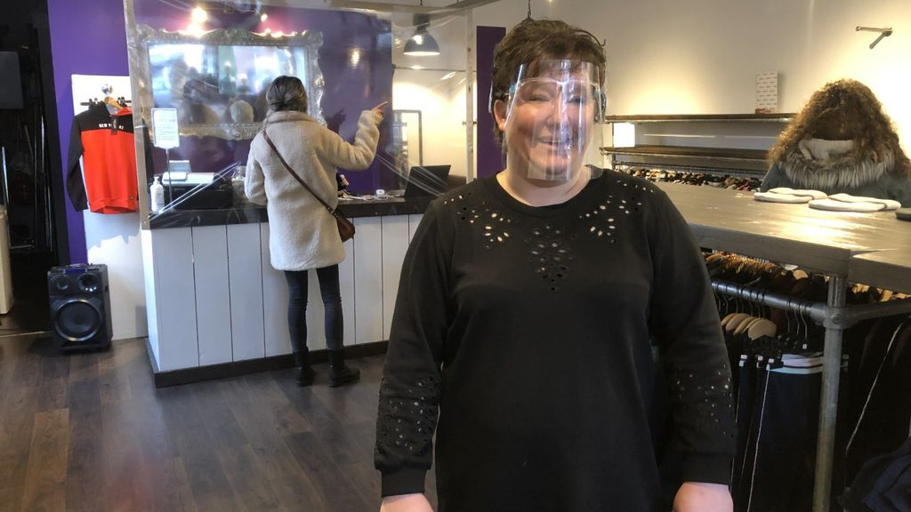 Foto: Winkelier superblij en superdruk met heropening