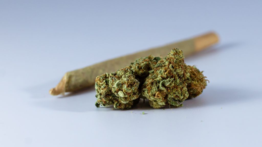 Foto: Drugsdealer op heterdaad betrapt in Harderwijk