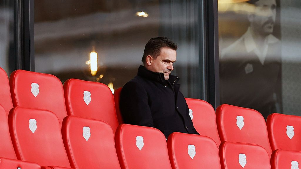 Foto: Voetbalclub zet streep door Marc Overmars-toernooi