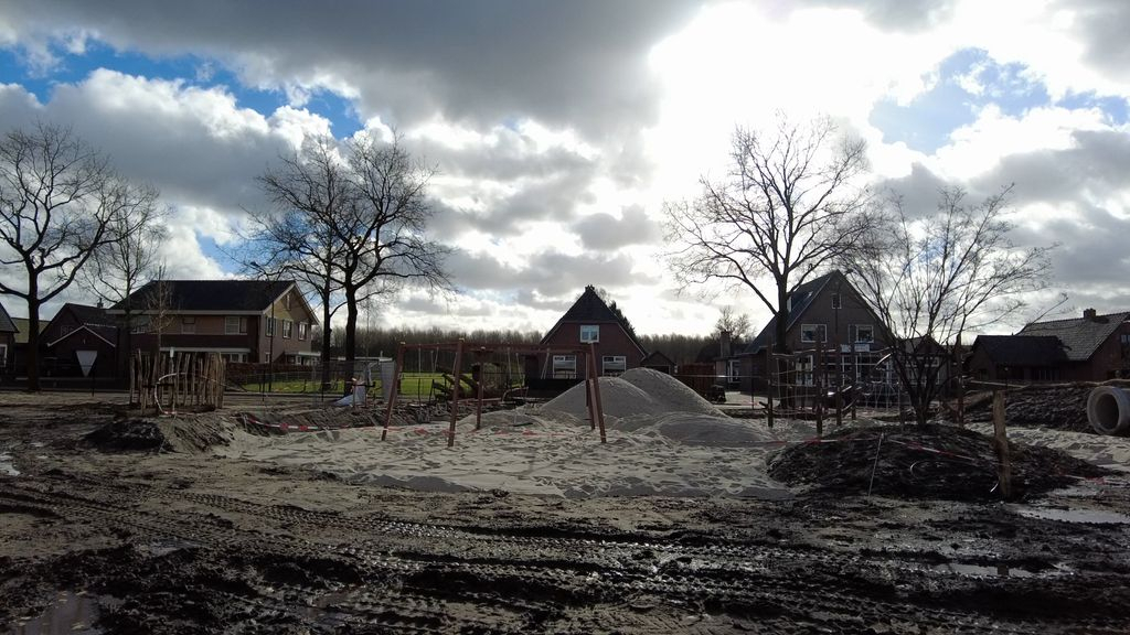 Foto: Tuin Boaz-Jachinschool in Elspeet krijgt totale make-over