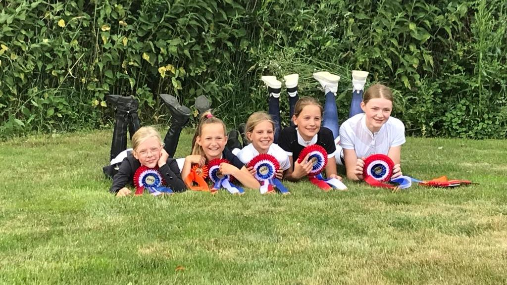 Foto: Het regende kringkampioenen bij Nunspeetse ponyclub