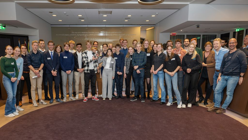Foto: Elmar Bakker winnaar van scholendebat 2022