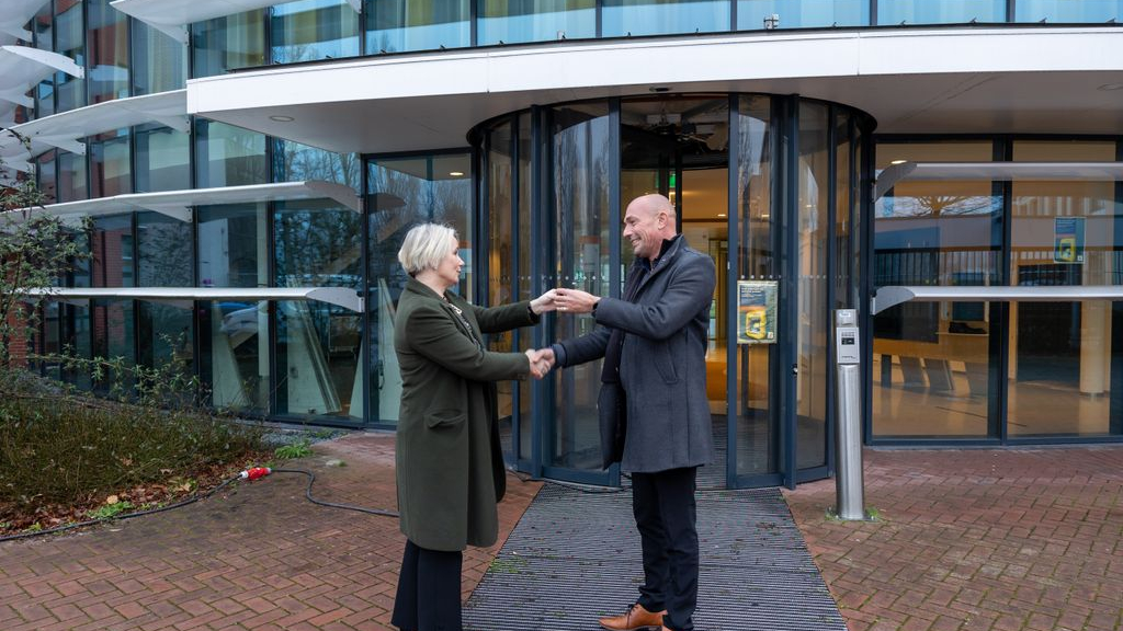 Foto: Verbouw nieuw gemeentehuis van start