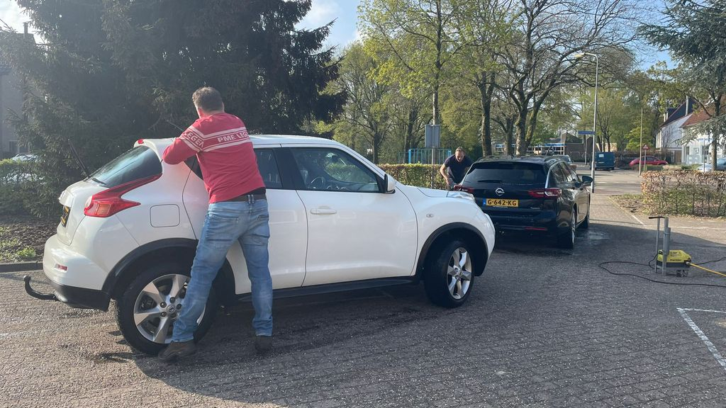 Foto: Lentefair en carwash voor het goede doel