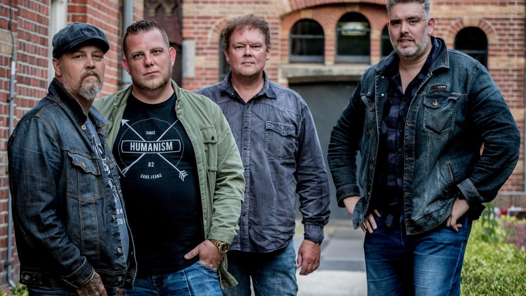 Foto: Optredens boerin Bertie en Mooi Wark bij boerenprotest Stroe