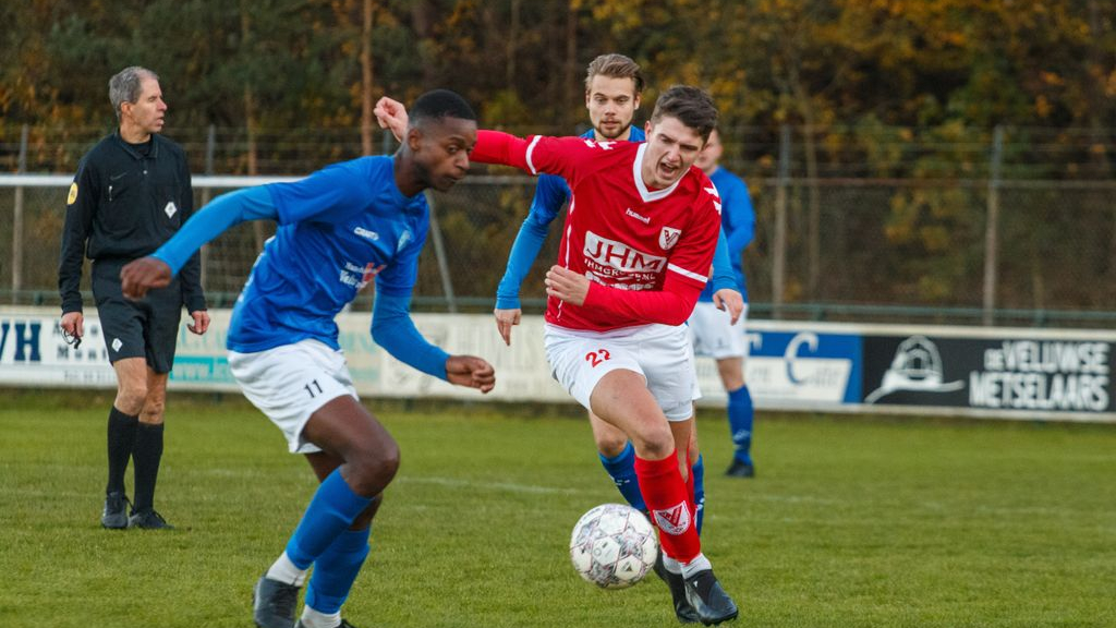 Foto: Weer winst voor Hulshorst tegen laagvlieger