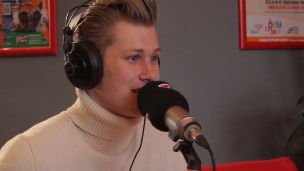 Foto: VIDEO: Aaron Ashbury live bij Jo&Flo Radio