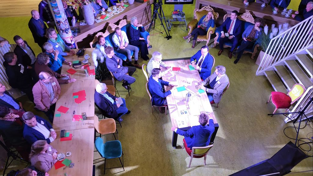 Foto: Kop van de Veluwe debat laat zien dat er wat te kiezen valt