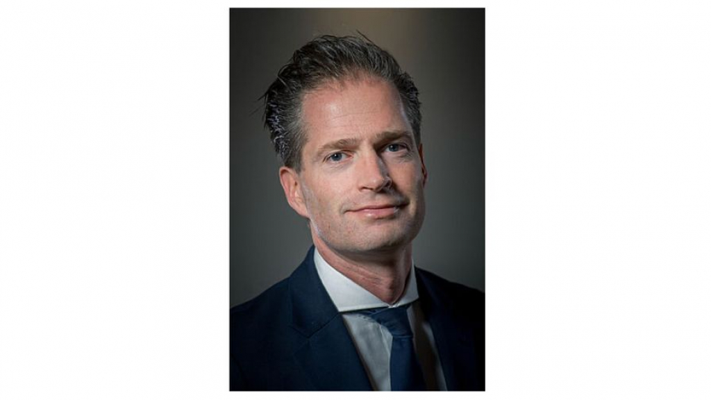 Foto: Formatie nieuw college Nijkerk in volgende fase: Jeroen de Jong aangesteld als formateur