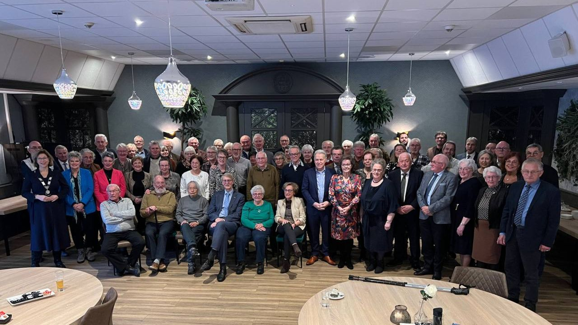 Foto: B&W Nunspeet ontmoet 50-jaar getrouwde echtparen uit 4e kwartaal 1973