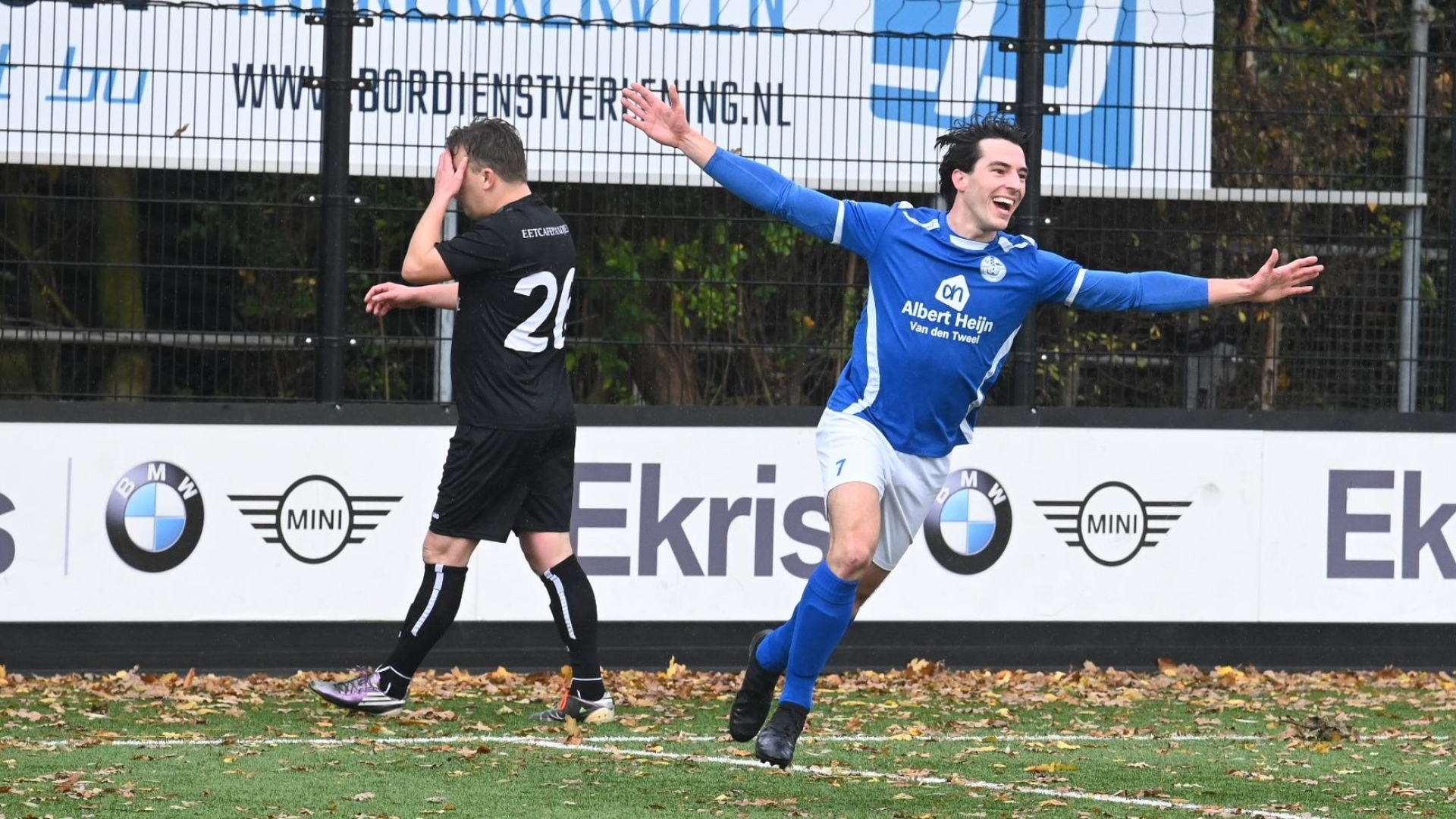 Foto: Veensche Boys laat geen spaan heel van FC Hilversum