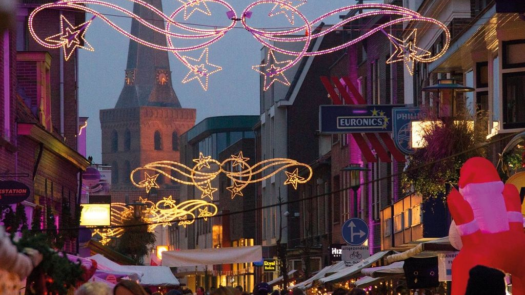 Foto: Na drie jaar afwezigheid keert candlelight shoppen terug in Barneveld
