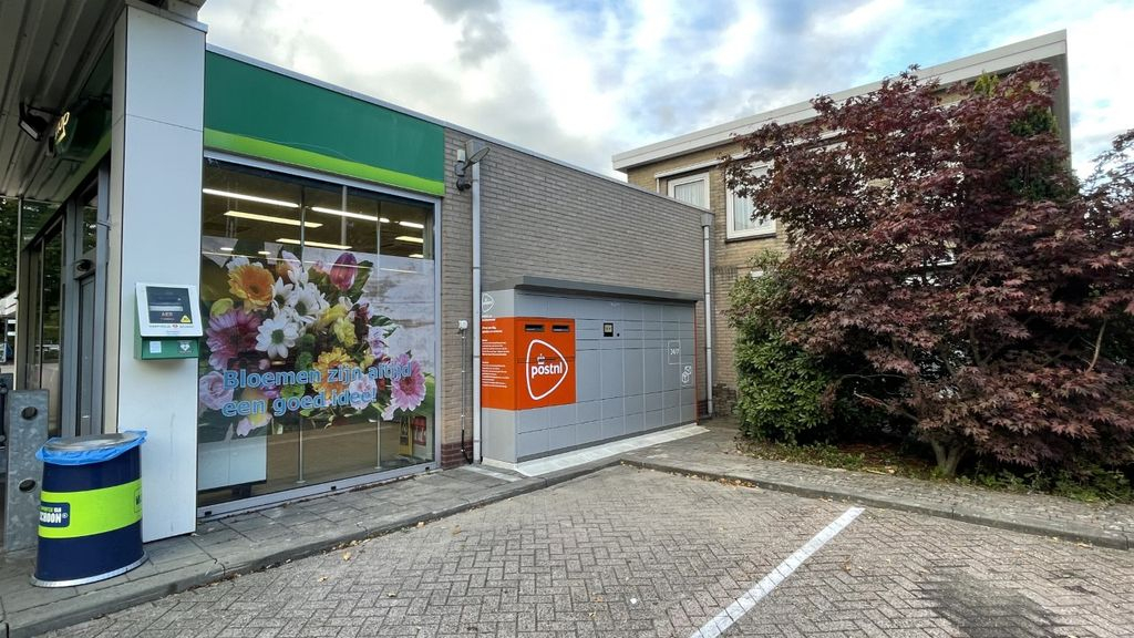 Foto: PostNL pakket- en briefautomaat in Nunspeet
