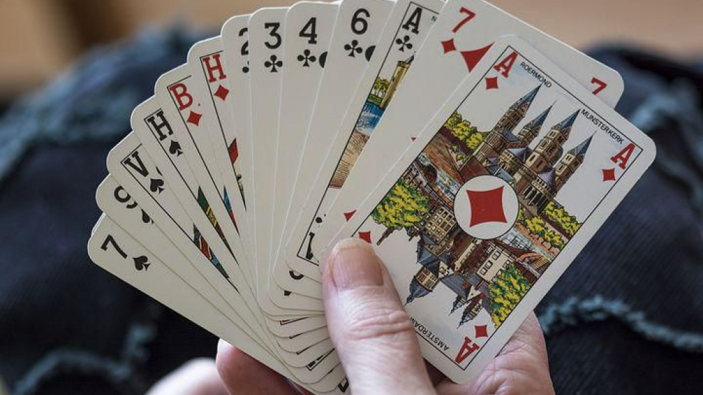 Foto: Zomercompetitie van de klaverjasclub gunstig voor Nunspeet