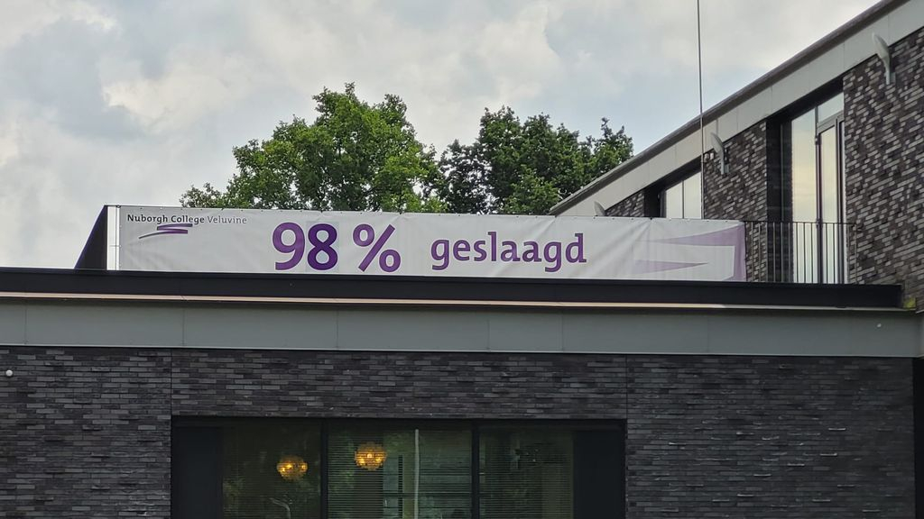 Foto: Scholen blij met hoog slagingspercentage na de herkansingen