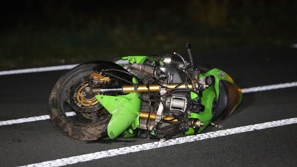 Foto: 112-nieuws: motorrijder in Voorthuizen zwaargewond • autobranden in Doetinchem en Vaassen