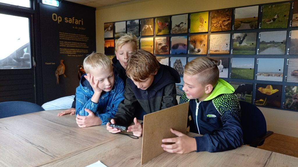 Foto: expositie  Droge Voeten in de Polder