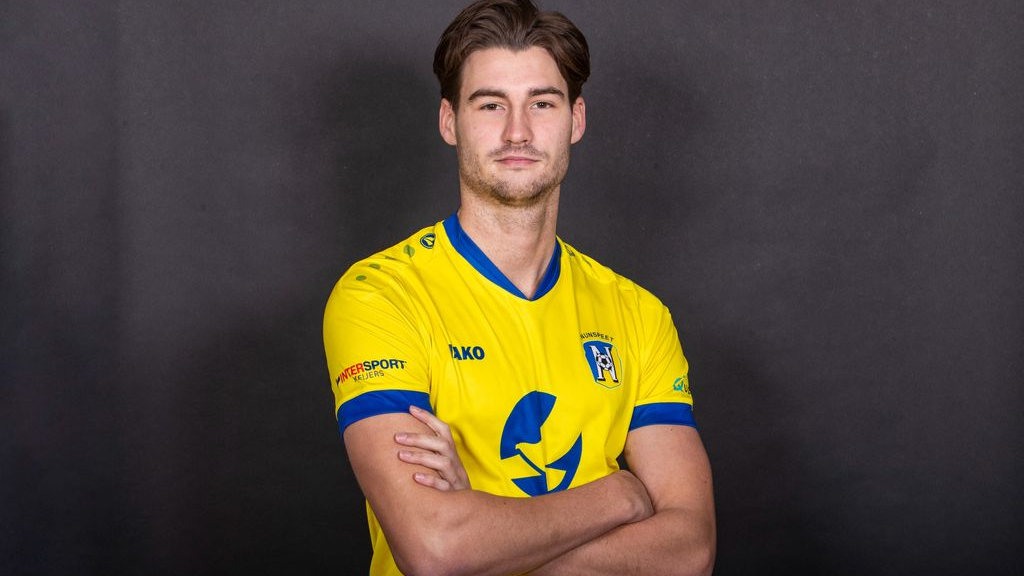 Foto: Andrew Galea en Karim Mulder verlengen contract bij vv Nunspeet