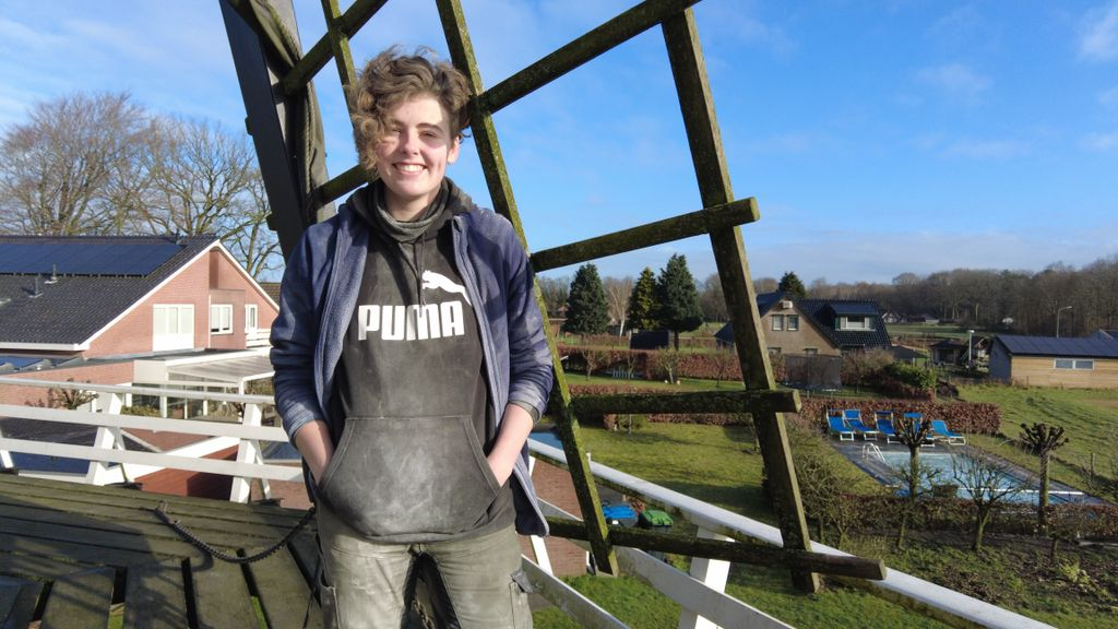 Foto: Een van de jongste molenaars van Nederland draait in Hulshorst