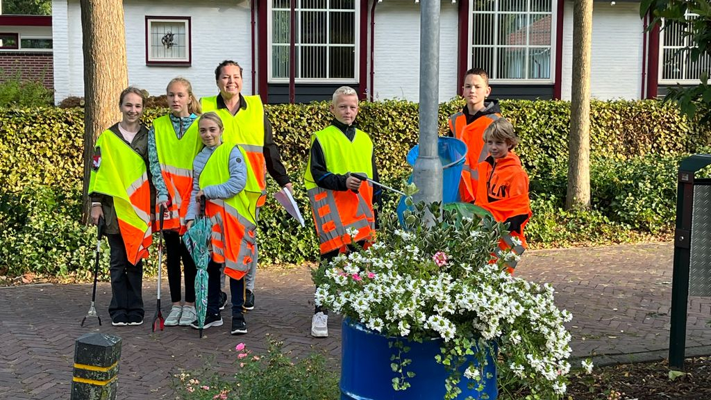 Foto: Kinderen uit Hulshorst ruimen op!