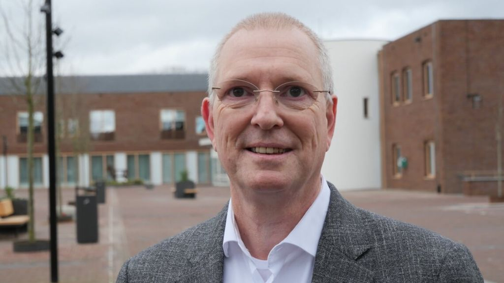 Foto: Ook hier worden de stemmen opnieuw geteld, vanwege klein verschil