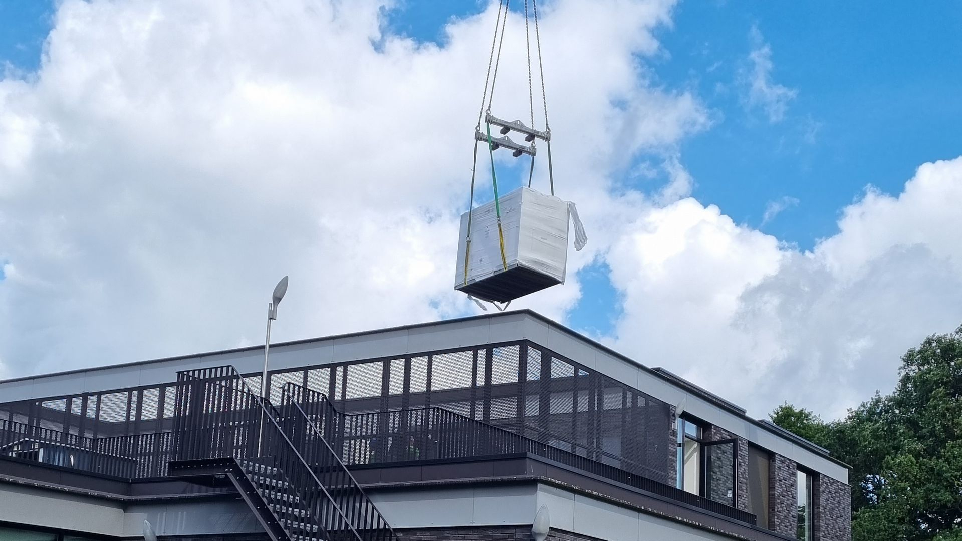 Foto: Veluvine zet in op duurzaamheid: twee warmtepompen geplaatst