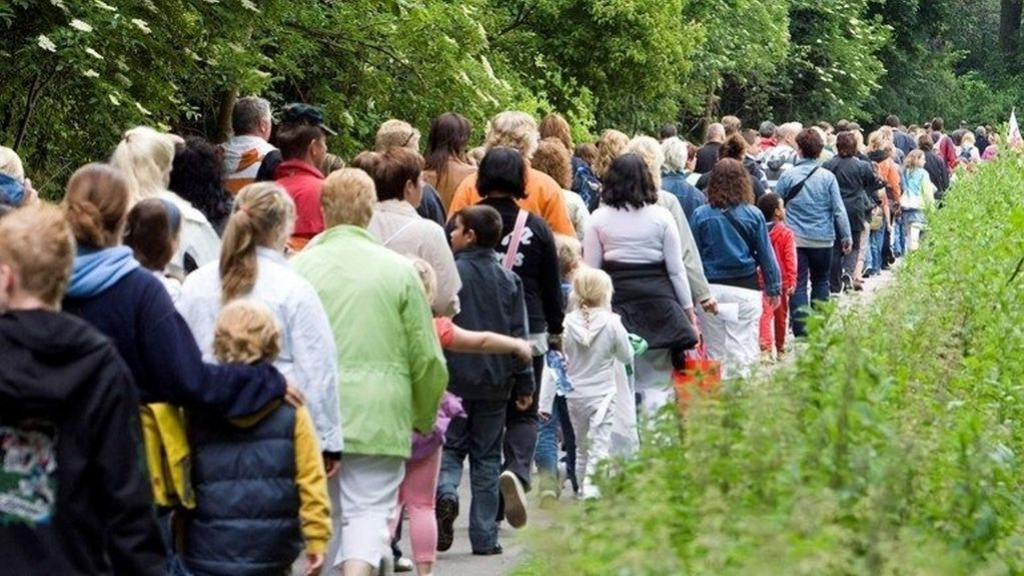 Foto: Een potje met vet zonder sigaret tijdens avondvierdaagse