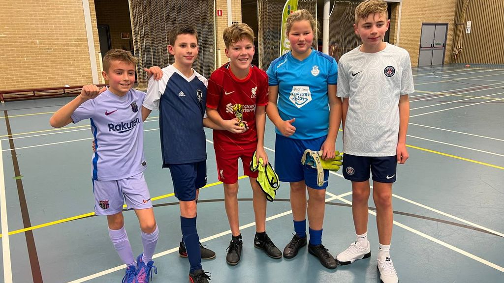 Foto: Geslaagd Plus van Elswijk Zaalkerstvoetbaltoernooi vv Nunspeet