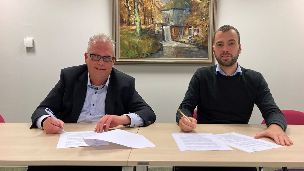 Foto: Contract herinrichting stationsomgeving Nunspeet getekend