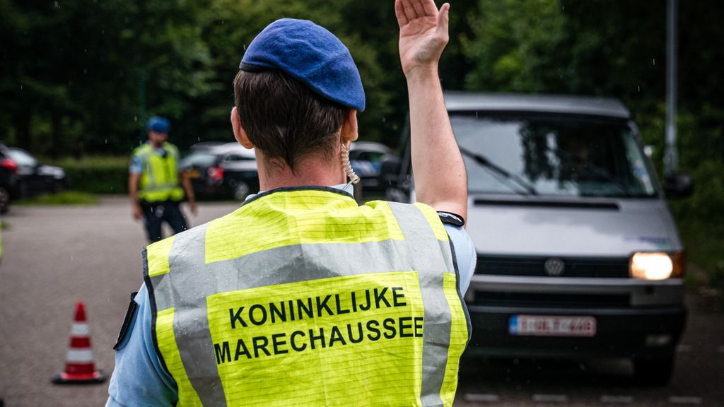 Foto: Oud-militair hangt drie jaar cel boven het hoofd voor smokkelen heroïne in dienstauto