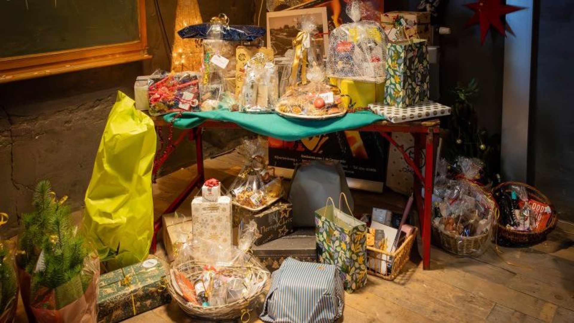 Foto: Netwerken met kerstpakketten: zo ziet dat eruit